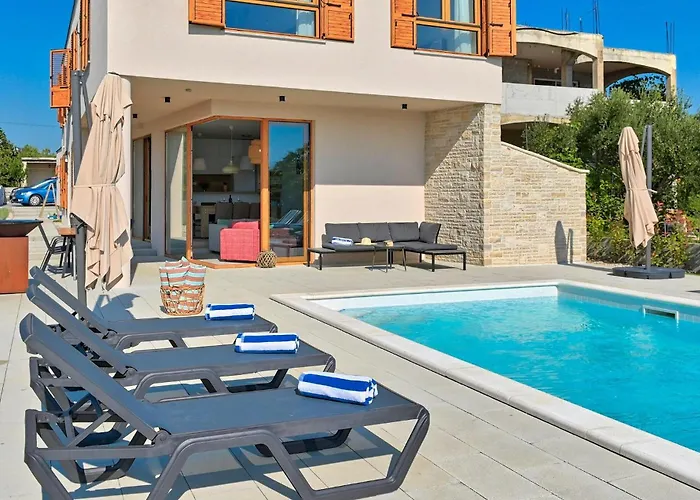 4 Bedroom Stunning In Feriehus