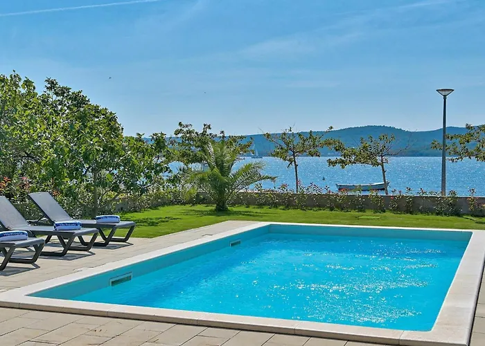 4 Bedroom Stunning In * Torrette
